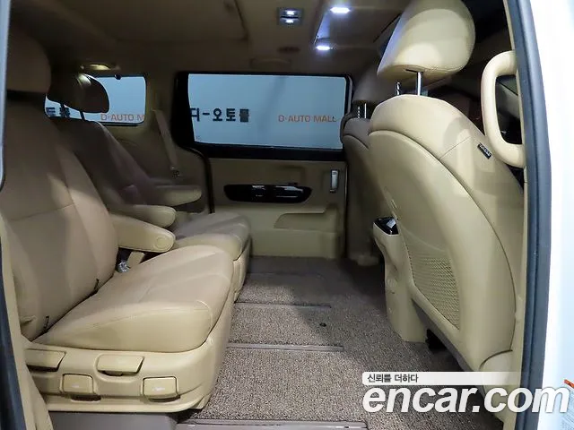 Kia The New Carnival id 2388952 из Кореи 18