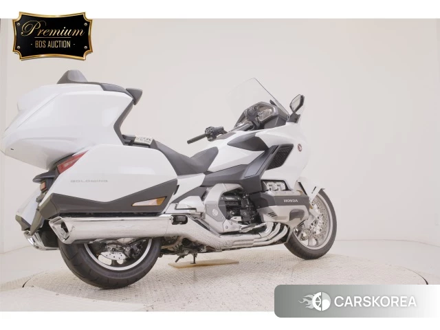 Honda GL1800 TOUR DCT id 3970215 из Японии 8