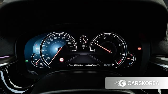 BMW 5 Series (G30) id 4390519 из Кореи 18