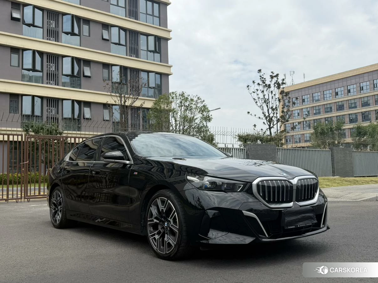BMW 5 series id 4467865 из Китая 14