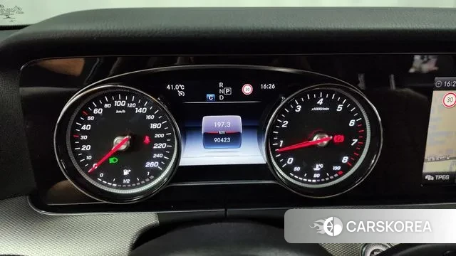 Mercedes-Benz E-Class W213 id 2986629 из Кореи 18