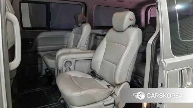 Hyundai The New Grand Starex id 3917138 из Кореи 16