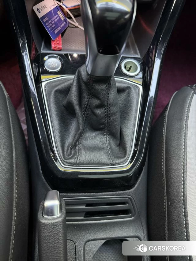 Volkswagen Exploring the shadow id 4265875 из Китая 23