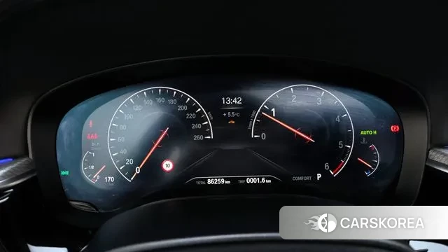 BMW 5 Series (G30) id 3535890 из Кореи 18