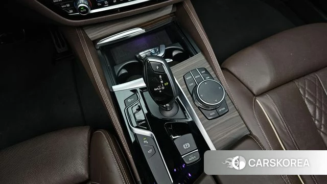 BMW 5 Series (G30) id 3894233 из Кореи 18