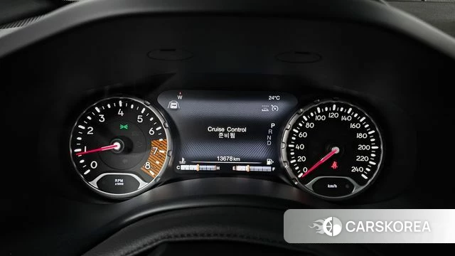 Jeep Renegade id 4400851 из Кореи 29