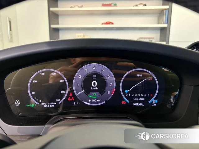 Porsche 911(992) id 4617338 из Кореи 18