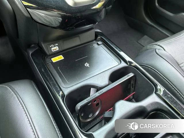 Honda CR-V PHEV id 4307443 из Китая 11
