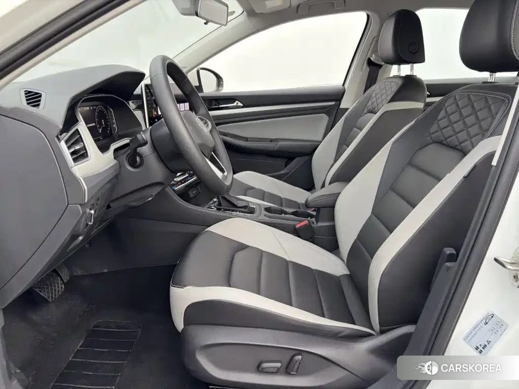 Volkswagen Bora id 4617115 из Китая 16