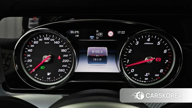 Mercedes-Benz E-Class W213 id 4586630 из Кореи 32