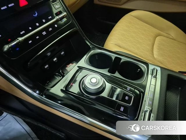 Kia Carnival 4th generation id 4303122 из Кореи 17