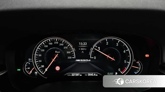 BMW 5 Series (G30) id 4582010 из Кореи 18