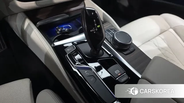 BMW 5 Series (G30) id 3039560 из Кореи 18