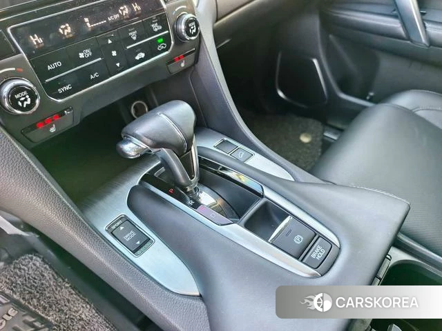 Honda Crown Road id 4255795 из Китая 20