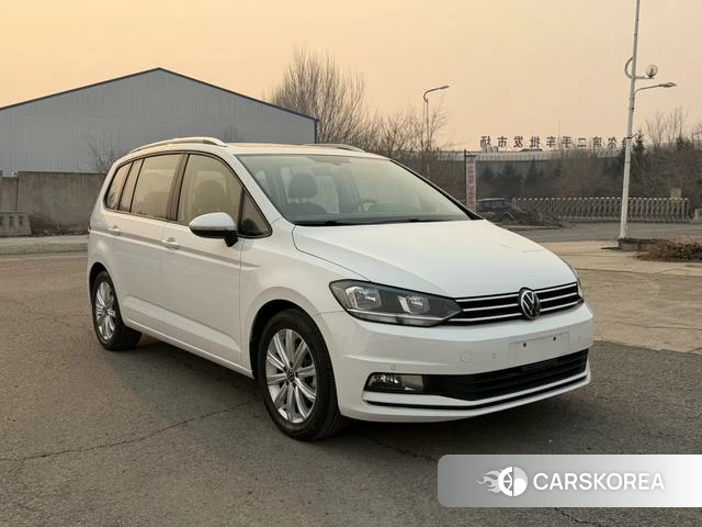 Volkswagen Touran L id 4208713 из Китая 16
