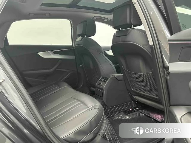 Audi A4L id 4342102 из Китая 14