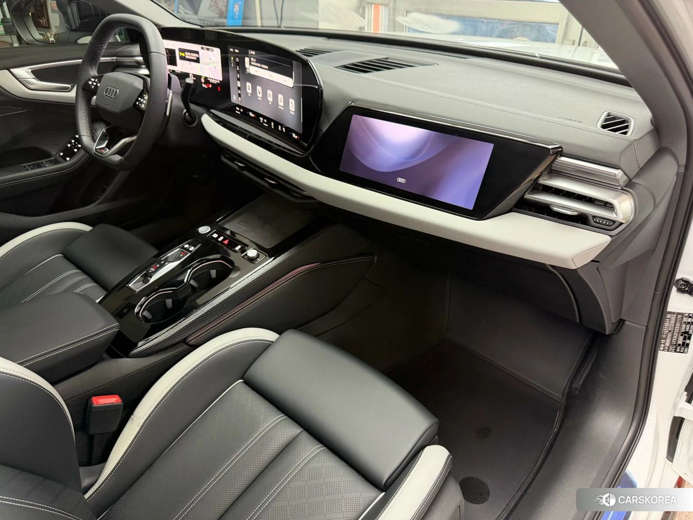 Audi A5L id 4485457 из Китая 37