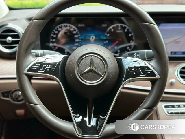 Mercedes-Benz E-class id 4301533 из Китая 16