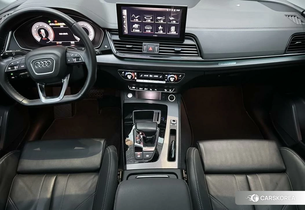 Audi Q5L id 4462018 из Китая 14