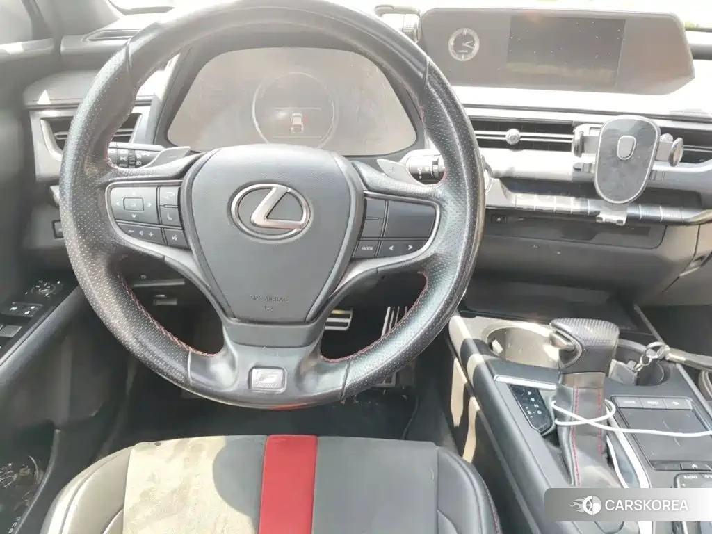 Lexus UX id 4599797 из Китая 19