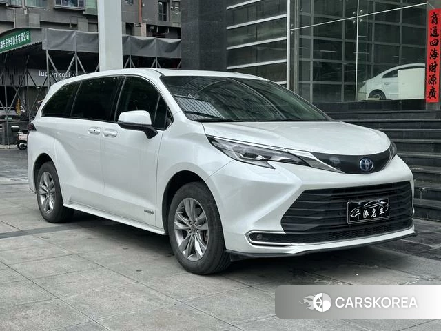 Toyota Saina id 4335333 из Китая 16