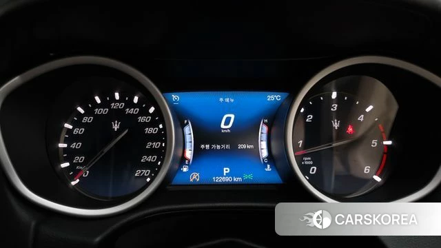 Maserati Ghibli id 4652318 из Кореи 18
