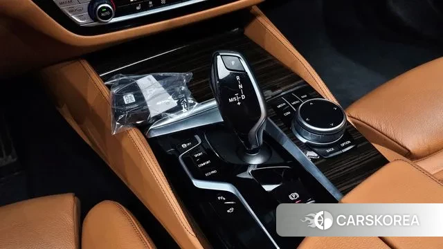 BMW 5 Series (G30) id 3777778 из Кореи 18