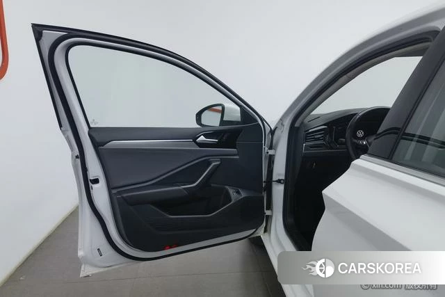 Volkswagen Sagitar id 4258537 из Китая 22