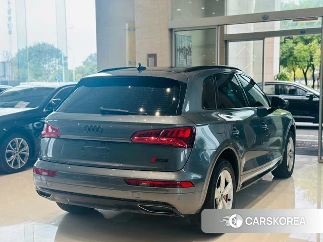 Audi Q5L id 3888729 из Китая 8