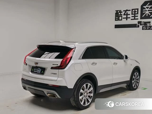 Cadillac XT4 id 4210467 из Китая 16