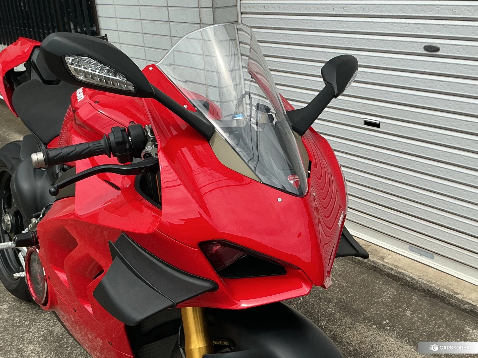 Ducati PANIGALE V4 S id 4191878 из Японии 12
