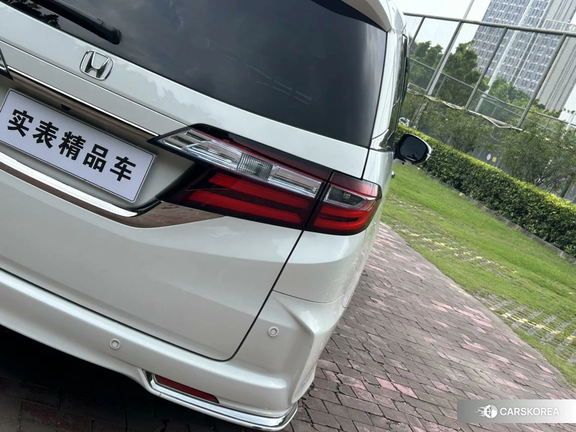 Honda Odyssey id 4452937 из Китая 10