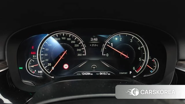 BMW 5 Series (G30) id 4385069 из Кореи 35