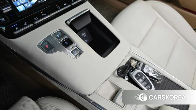 Hyundai The New Grandeur IG Hybrid id 4481297 из Кореи 32