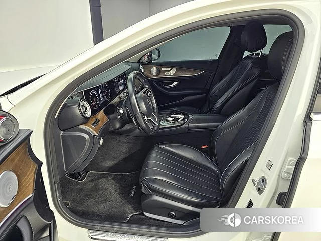 Mercedes-Benz E-Class W213 id 3942930 из Кореи 18