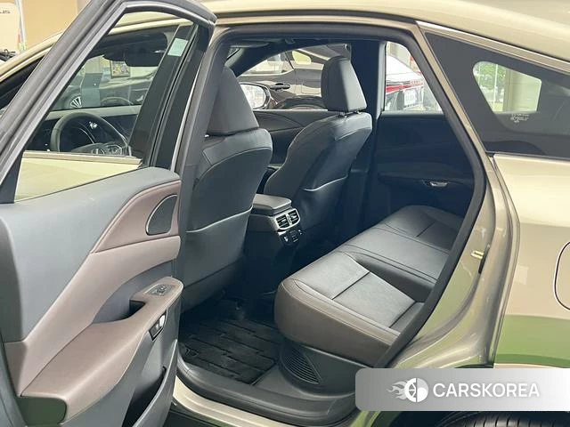 Lexus RX id 4321032 из Китая 8