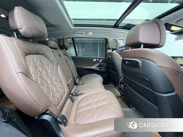 BMW X7 id 4218702 из Китая 29