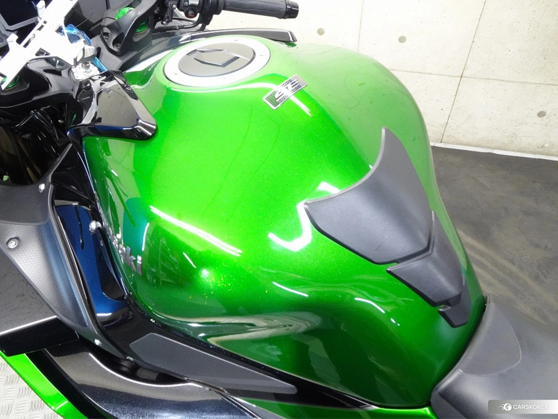 Kawasaki NINJA H2 SX SE id 3947843 из Японии 29