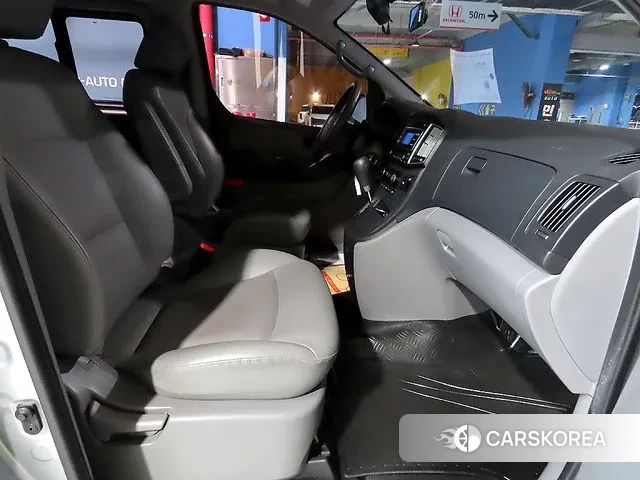 Hyundai The New Grand Starex id 3479974 из Кореи 18