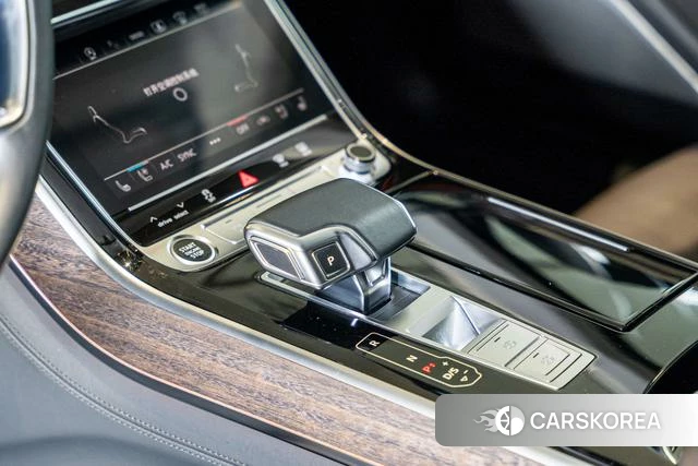 Audi A8 id 4261481 из Китая 21