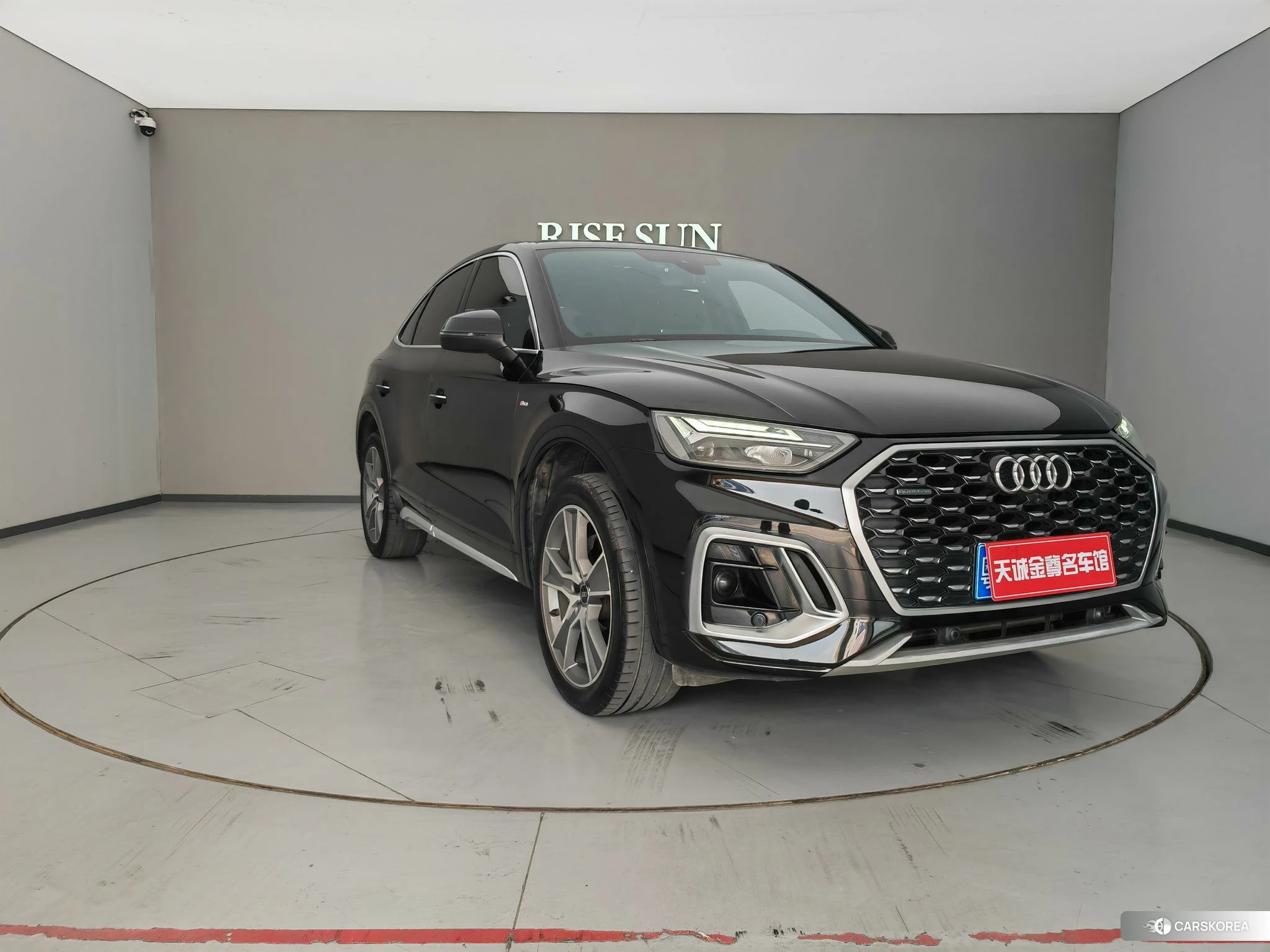Audi Q5L id 4510301 из Китая 10