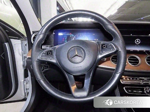 Mercedes-Benz E-Class W213 id 3886468 из Кореи 18