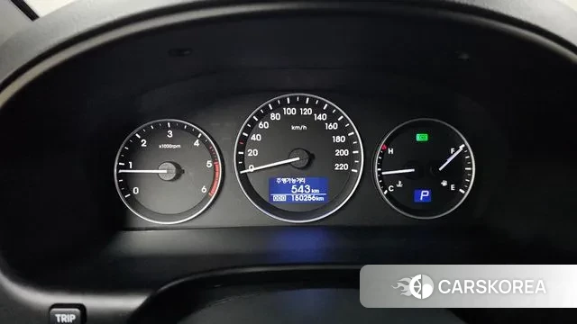 Hyundai The New Grand Starex id 3718409 из Кореи 18