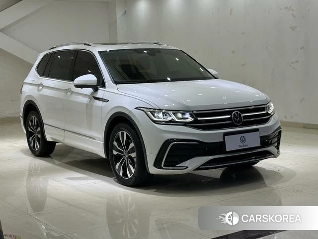 Volkswagen Tiguan L id 4278359 из Китая 13