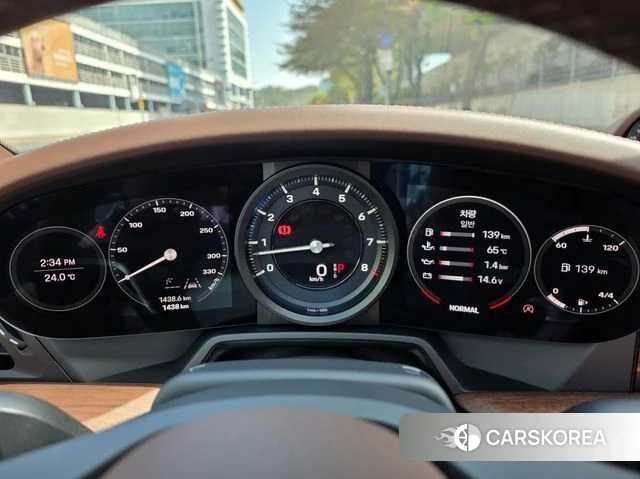 Porsche 911(992) id 3982024 из Кореи 18