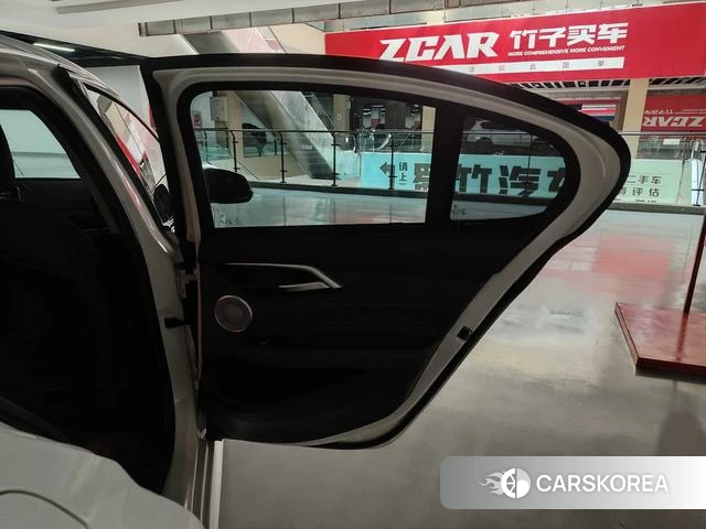 BMW 1 series id 4265782 из Китая 41