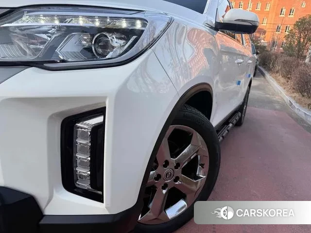 Ssangyong The New Rexton Sports Cannes id 3643630 из Кореи 18