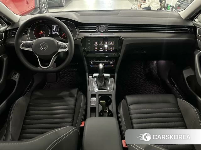 Volkswagen Magotan id 4263823 из Китая 8
