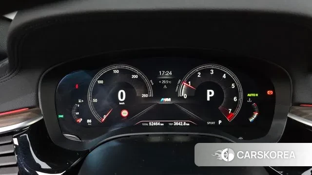 BMW 5 Series (G30) id 3018472 из Кореи 18