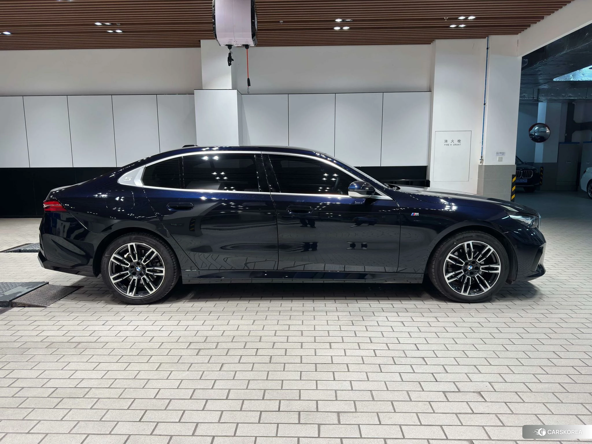 BMW 5 series id 4454674 из Китая 22